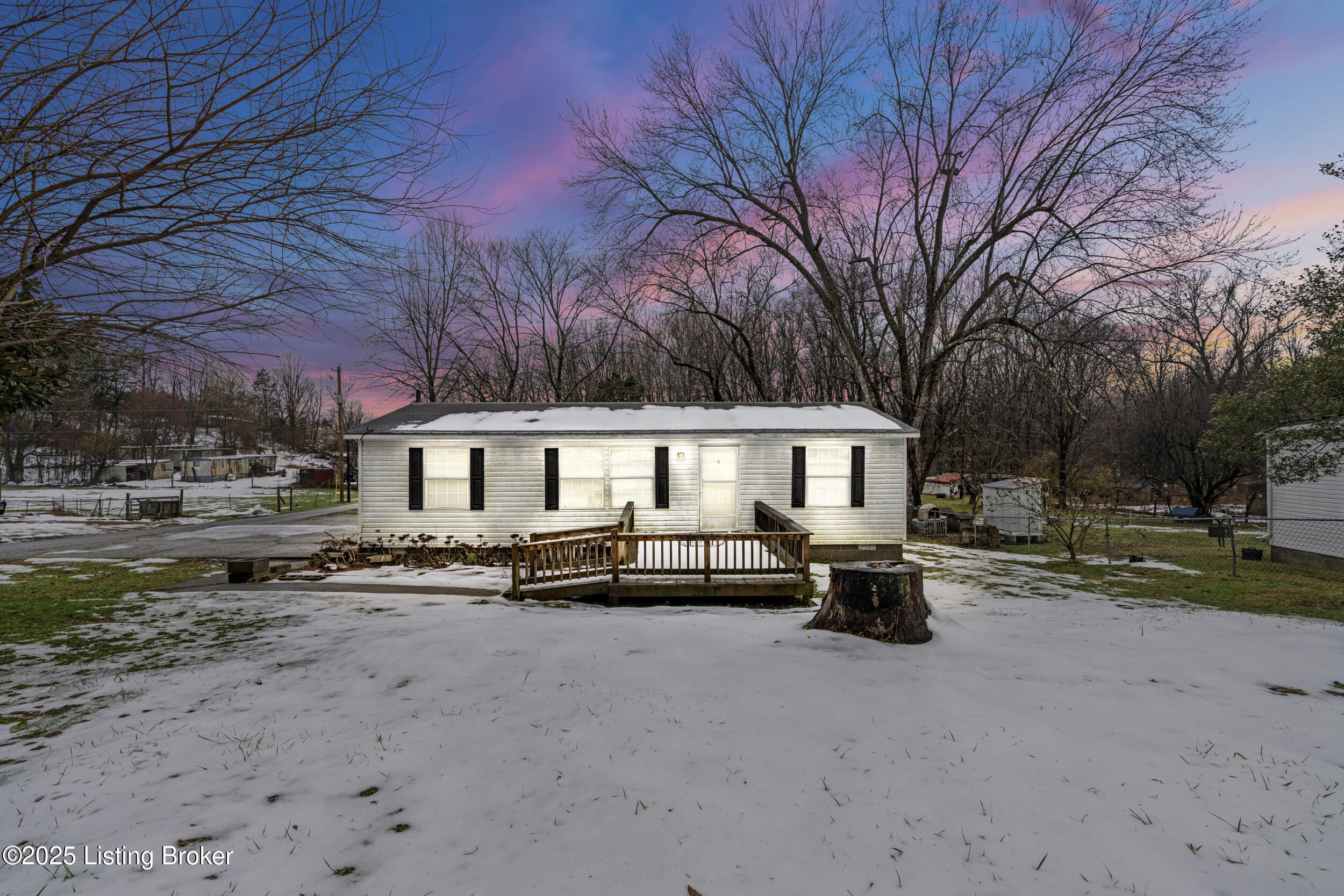 212 Highland Ave, Boston, Kentucky image 3