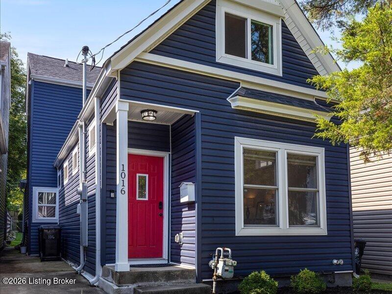 Photo of 1016 E Saint Catherine St, Louisville, KY 40204 (MLS # 1727311)