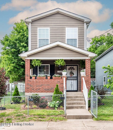 Homes For Sale - 1764 W Burnett Ave<br/> Louisville, KY 40210