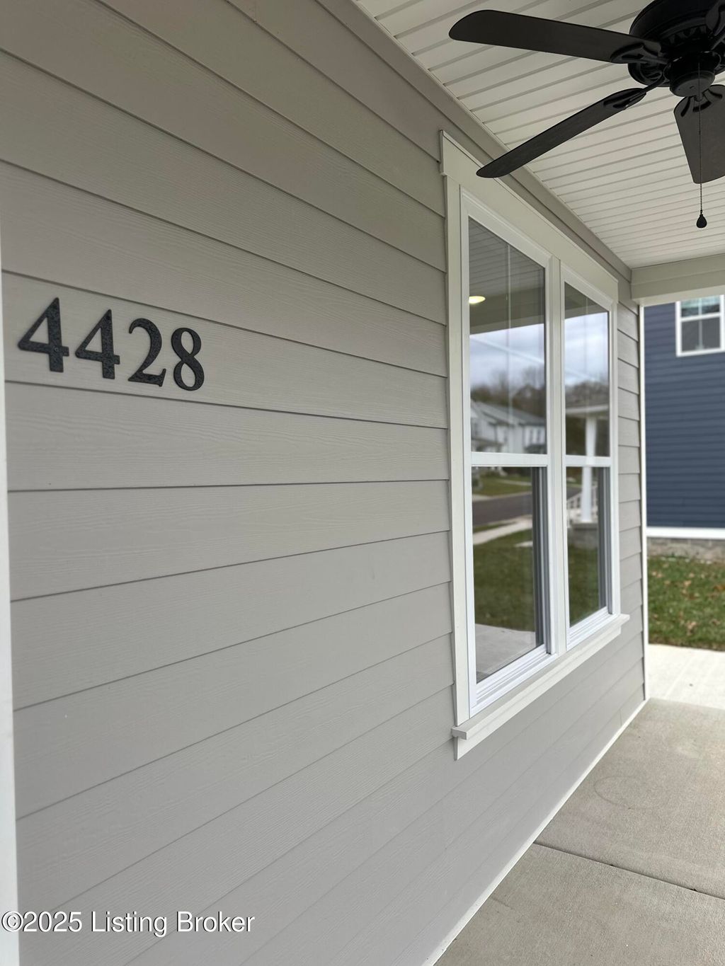 Photo of 4428 Ginkgo Trail, Louisville, KY 40245 (MLS # 1704464)