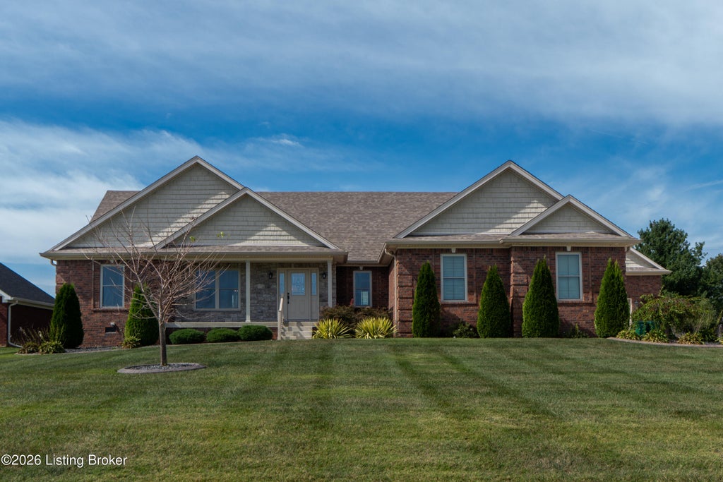 Photo of 260 Brennan Ct, Shepherdsville, KY 40165 (MLS # 1730667)