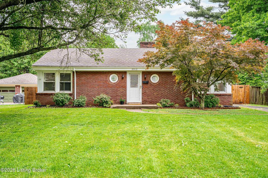 Photo of 3312 Wellingmoor Ave, Louisville, KY 40218 (MLS # 1715921)