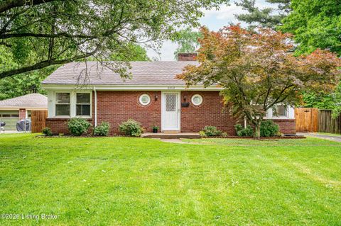 Photo of 3312 Wellingmoor Ave, Louisville, KY 40218 (MLS # 1715921)