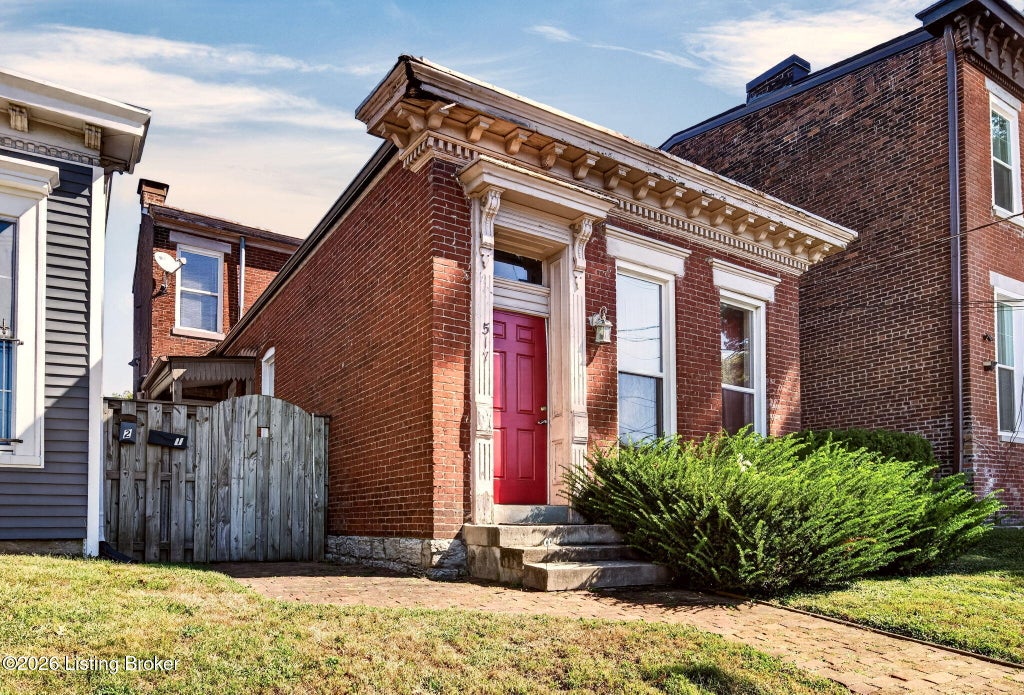 Photo of 517 Baxter Ave, Louisville, KY 40204 (MLS # 1732567)