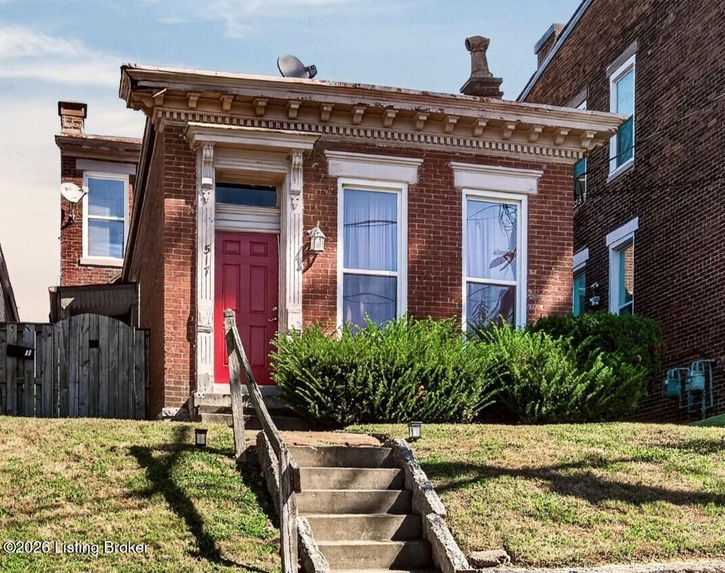 Photo of 517 Baxter Ave, Louisville, KY 40204 (MLS # 1732567)