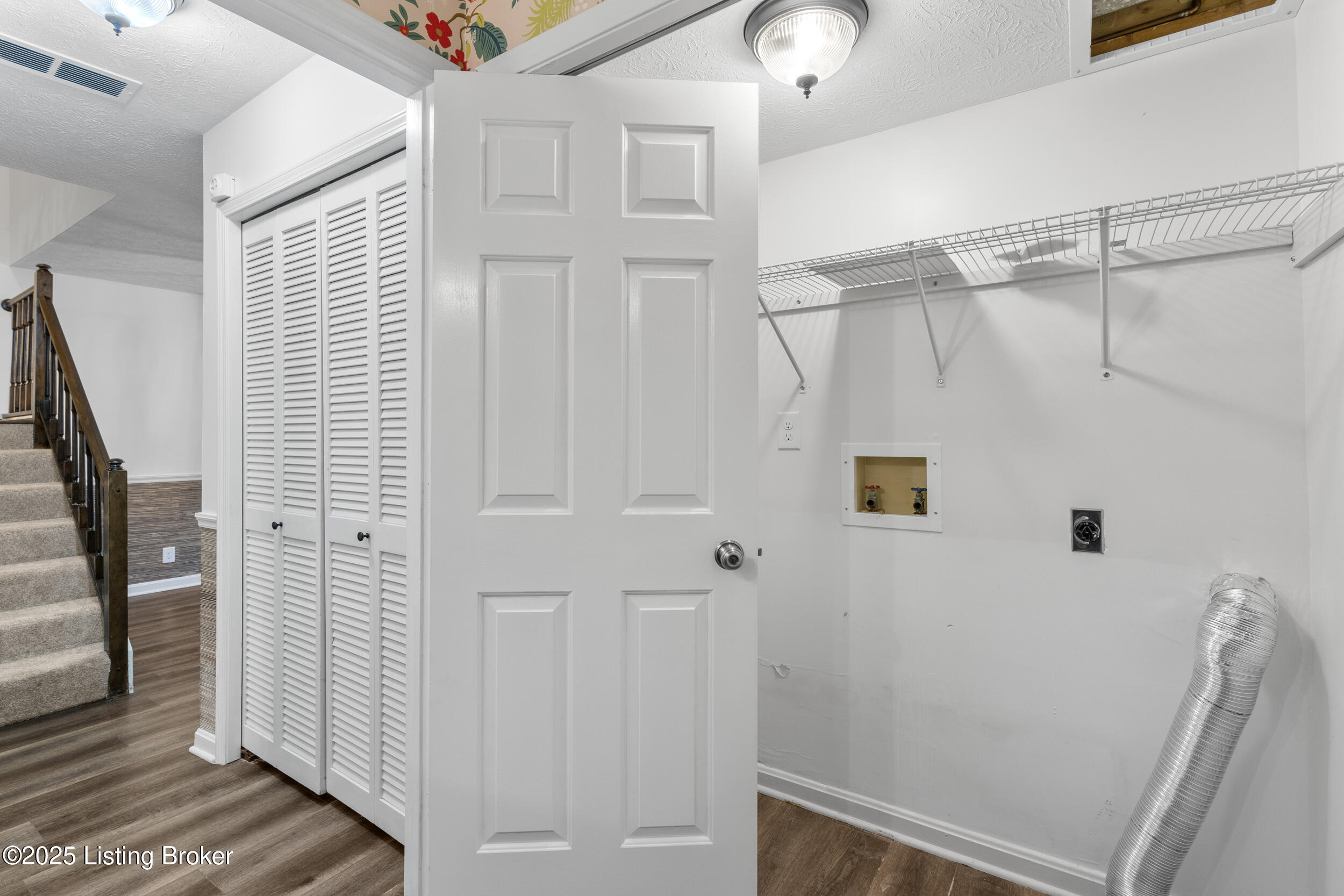 638 Cambridge Station Rd, Louisville, Kentucky image 17