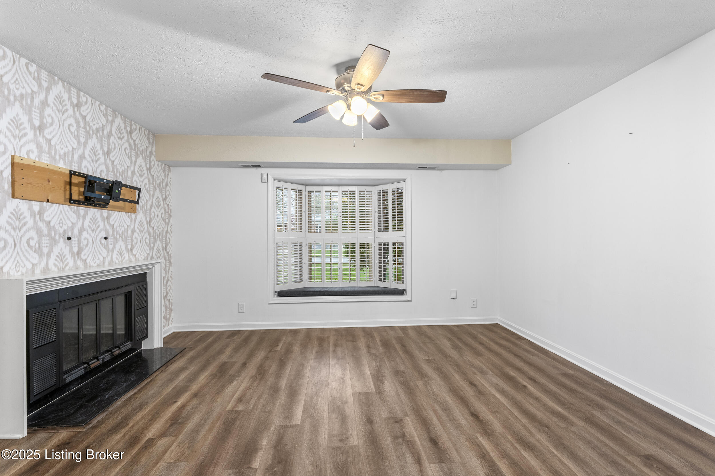 638 Cambridge Station Rd, Louisville, Kentucky image 6