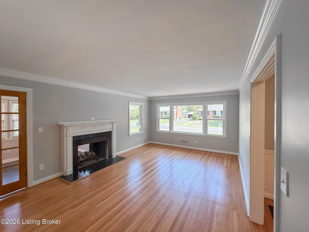 Photo of 4311 Wingate Rd, Louisville, KY 40207 (MLS # 1715242)