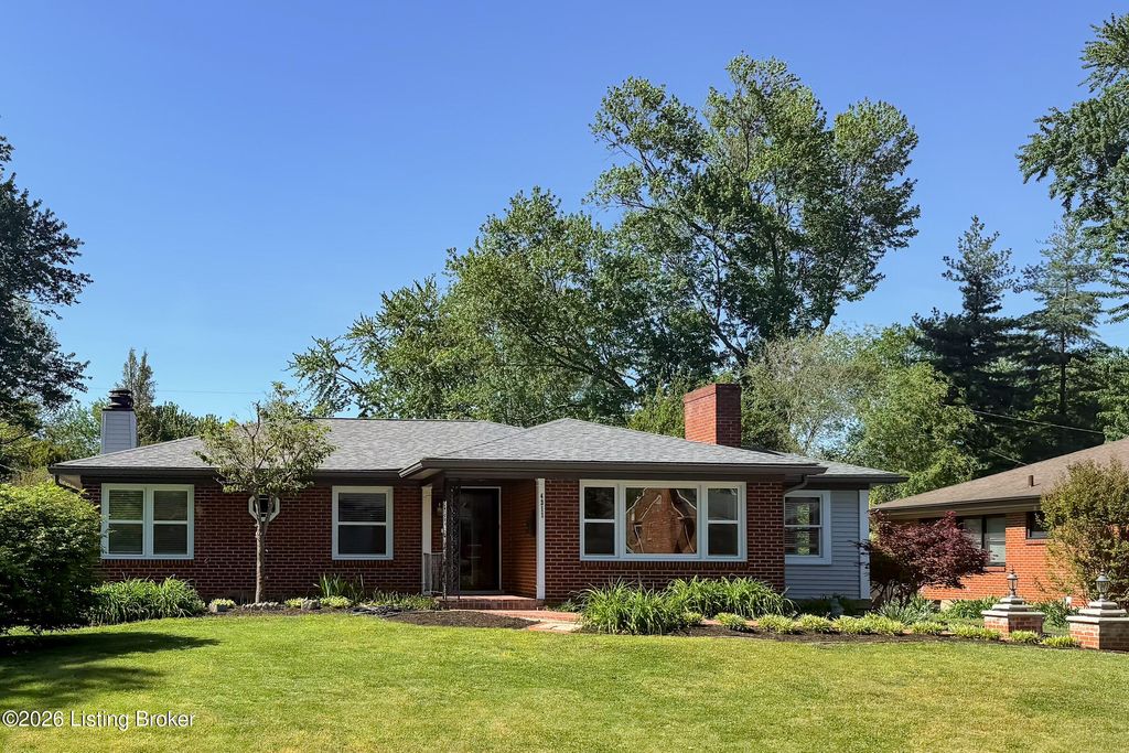 Photo of 4311 Wingate Rd, Louisville, KY 40207 (MLS # 1715242)