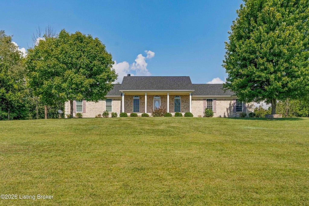 Photo of 1196 Deerwood Dr, Coxs Creek, KY 40013 (MLS # 1729595)