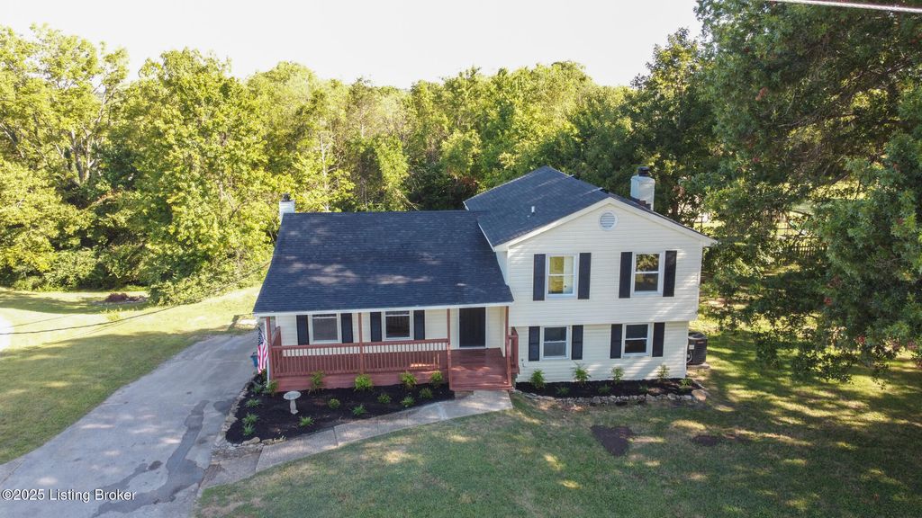 Photo of 2413 W Highway 22, Crestwood, KY 40014 (MLS # 1697667)