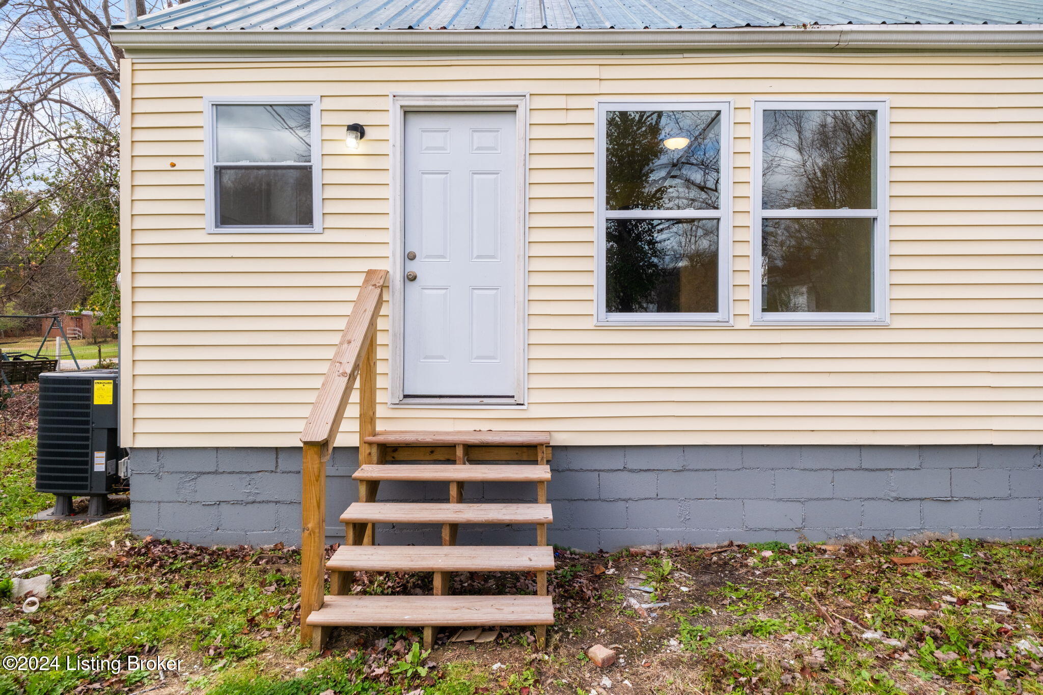 634 Main St, Lebanon Junction, Kentucky image 6