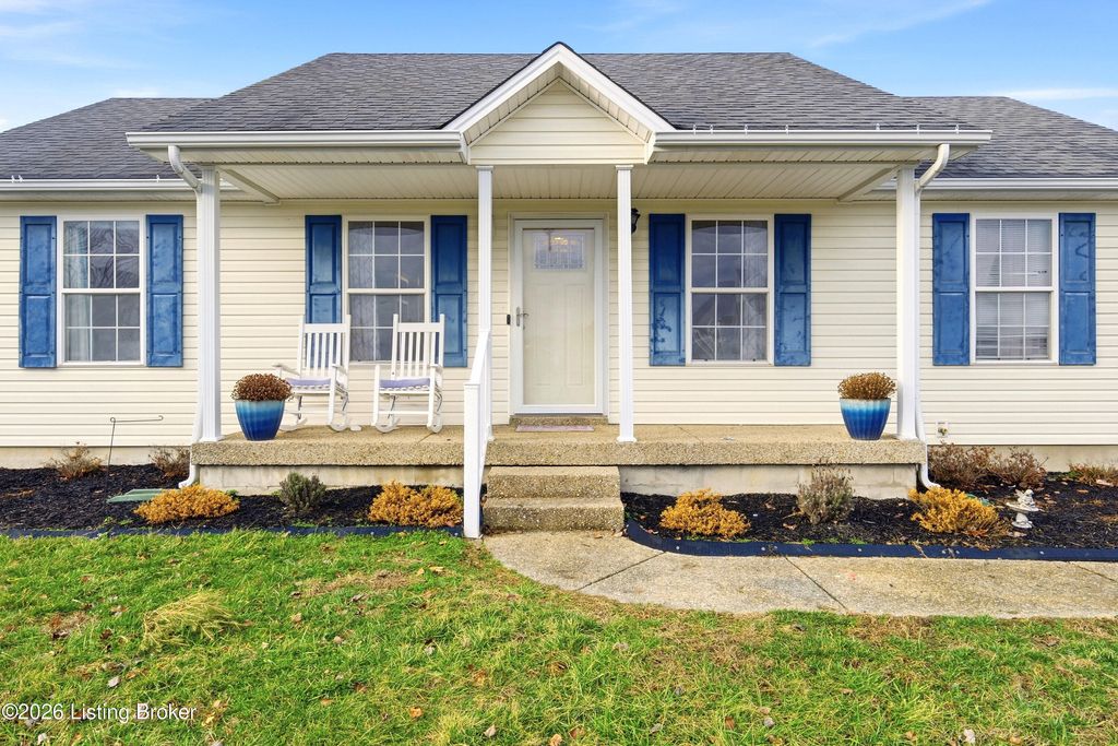 Photo of 291 Lakes Of Dogwood Blvd, Shepherdsville, KY 40165 (MLS # 1707741)