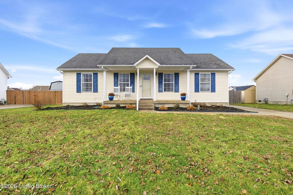 Photo of 291 Lakes Of Dogwood Blvd, Shepherdsville, KY 40165 (MLS # 1707741)