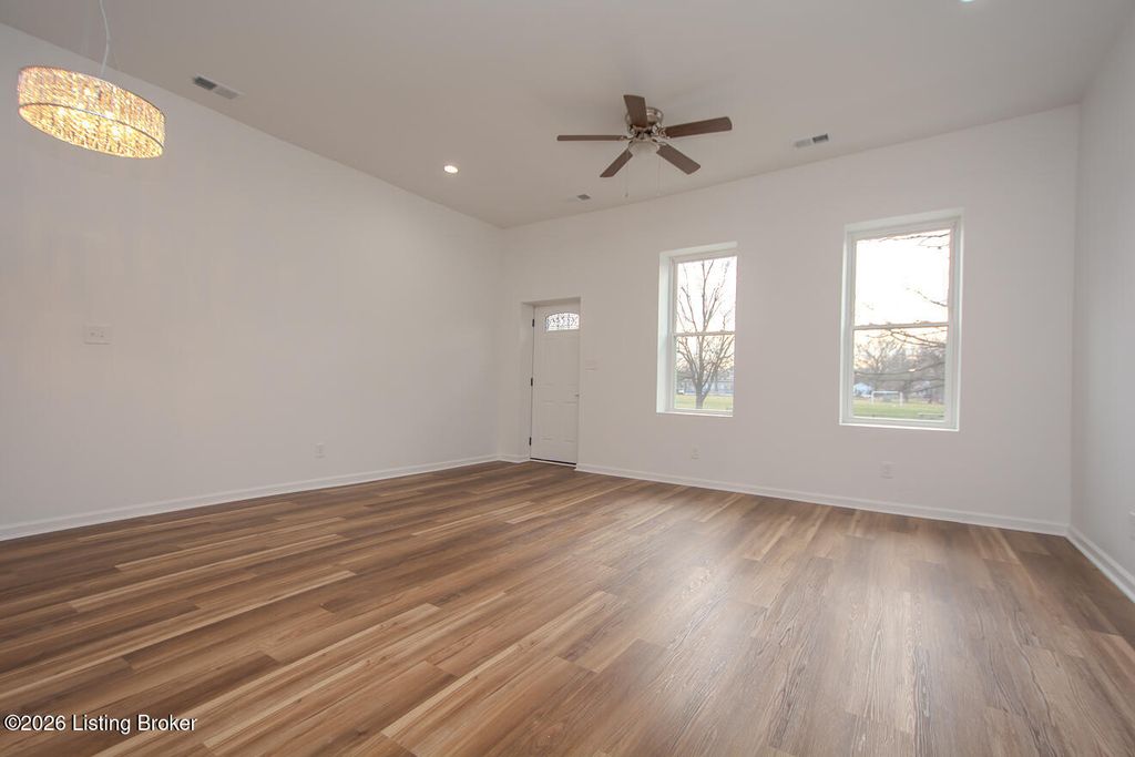 Photo of 1615 Prentice St, Louisville, KY 40210 (MLS # 1706995)