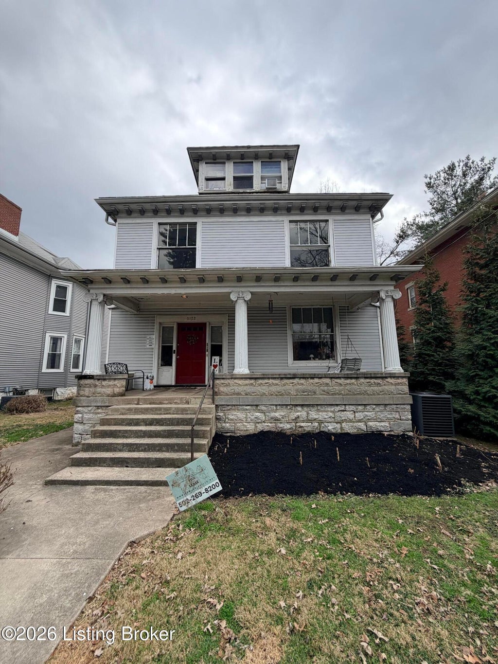 Photo of 2122 Bonnycastle Ave, Louisville, KY 40205 (MLS # 1728754)
