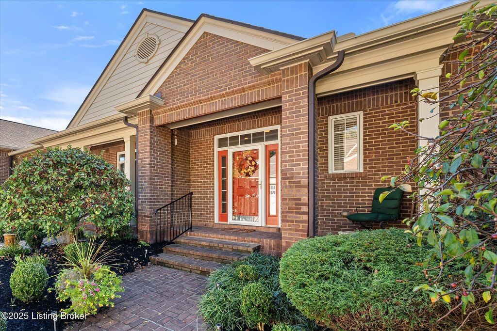 Photo of 4614 Maris Ln, Louisville, KY 40241 (MLS # 1700593)