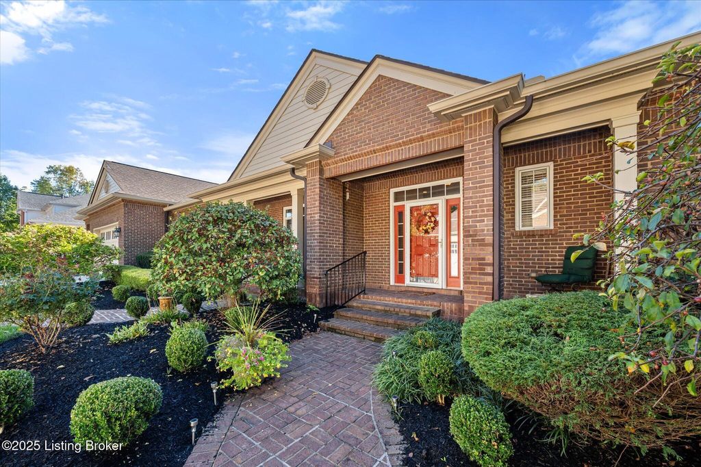 Photo of 4614 Maris Ln, Louisville, KY 40241 (MLS # 1700593)