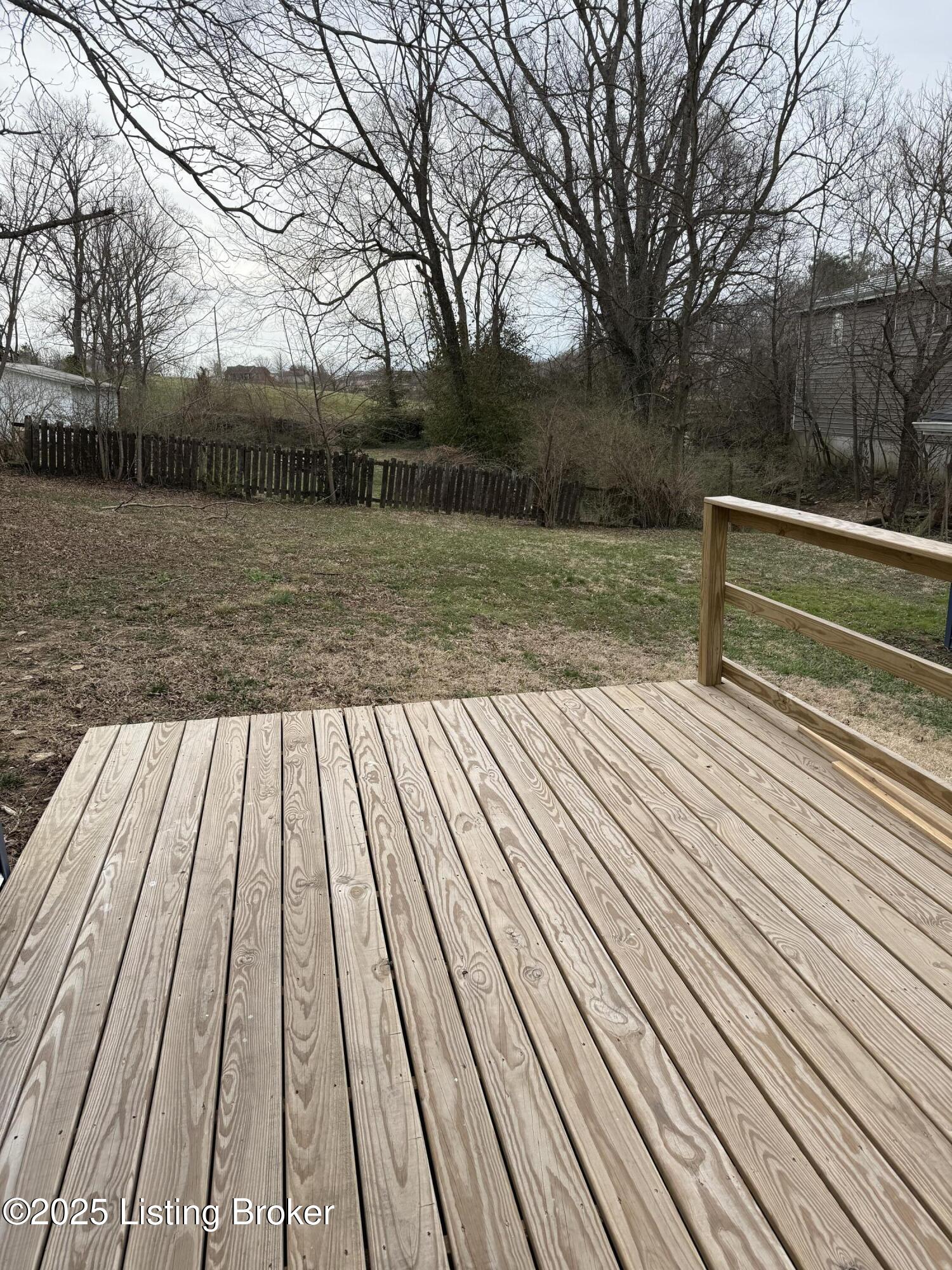 105 Mckay Ave, Bloomfield, Kentucky image 4