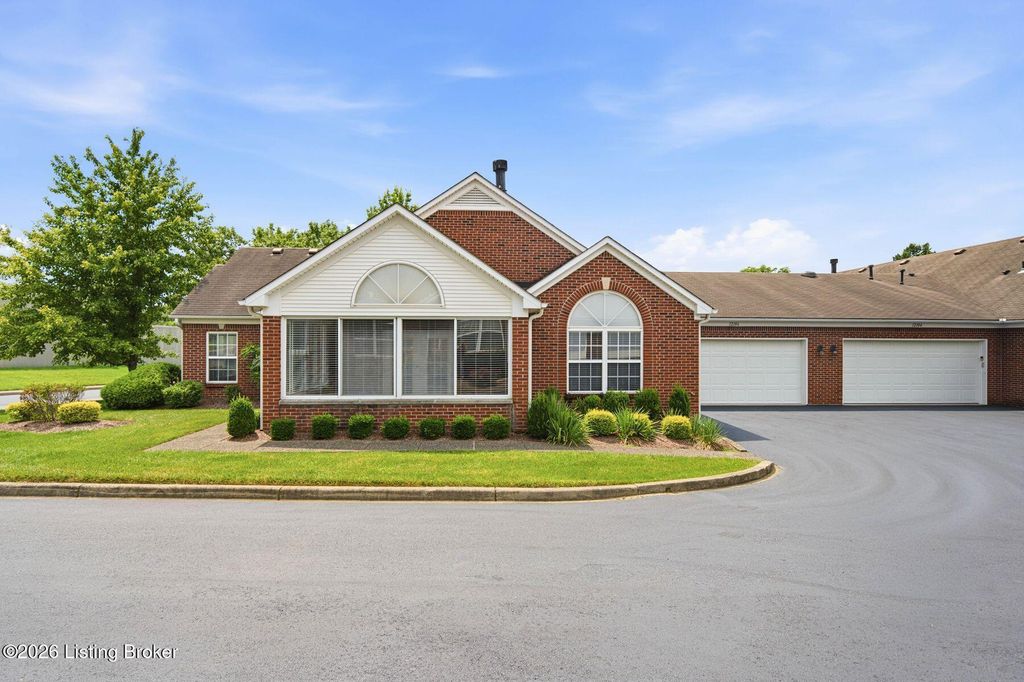 Photo of 12106 Buck Horn Pl, Jeffersontown, KY 40299 (MLS # 1722947)