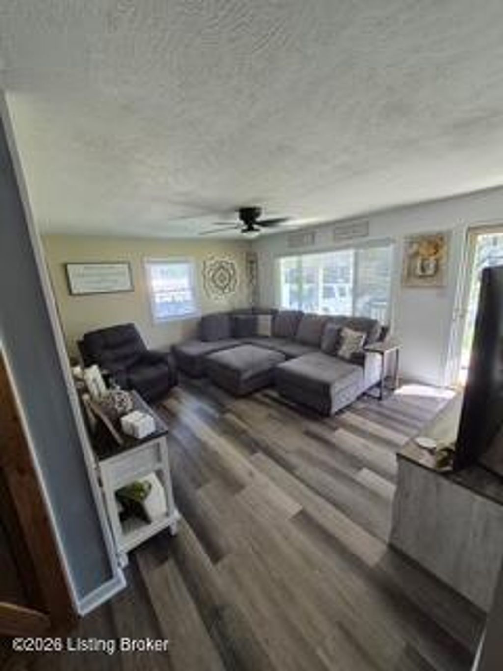 Photo of 6703 Morning Star Way, Louisville, KY 40272 (MLS # 1718467)