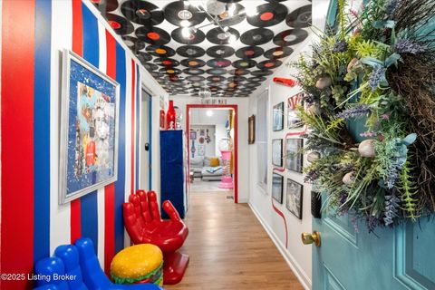 Photo of 521 Warnock St, Louisville, KY 40217 (MLS # 1701043)