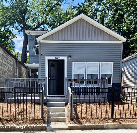 Homes For Rent - 2220 Griffiths Ave<br/> Louisville, KY 40212