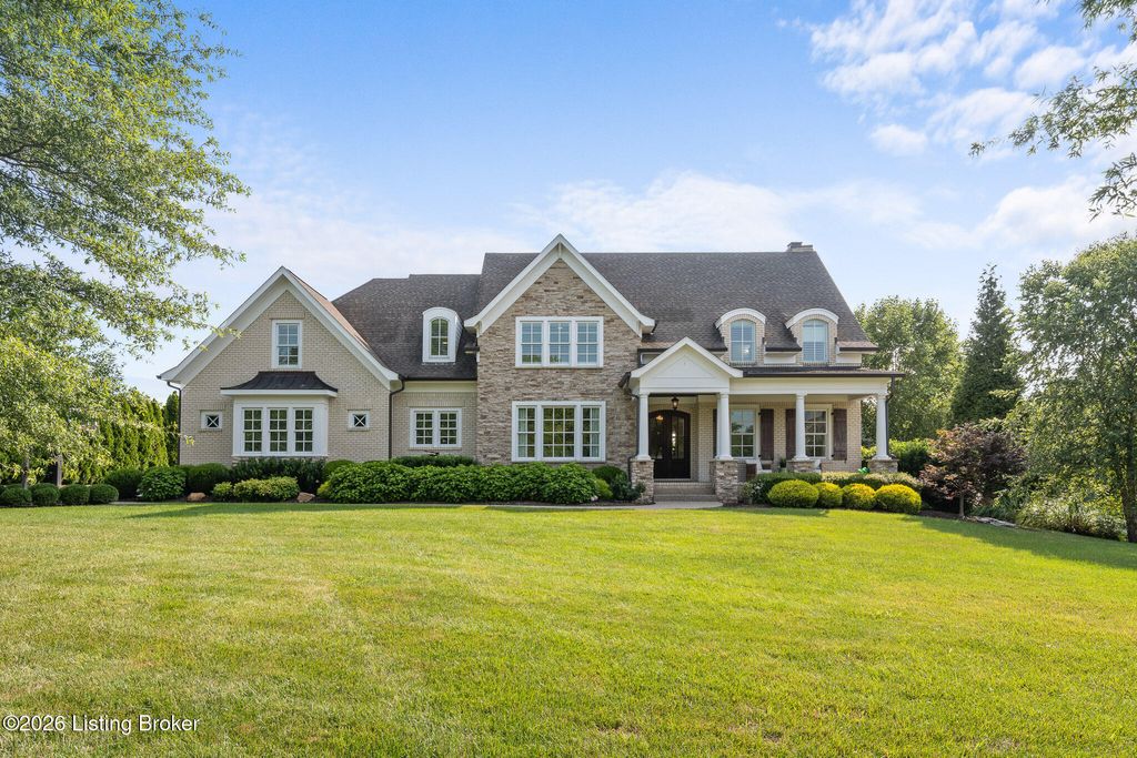 Photo of 5401 Farm Spring Ct, Prospect, KY 40059 (MLS # 1715428)