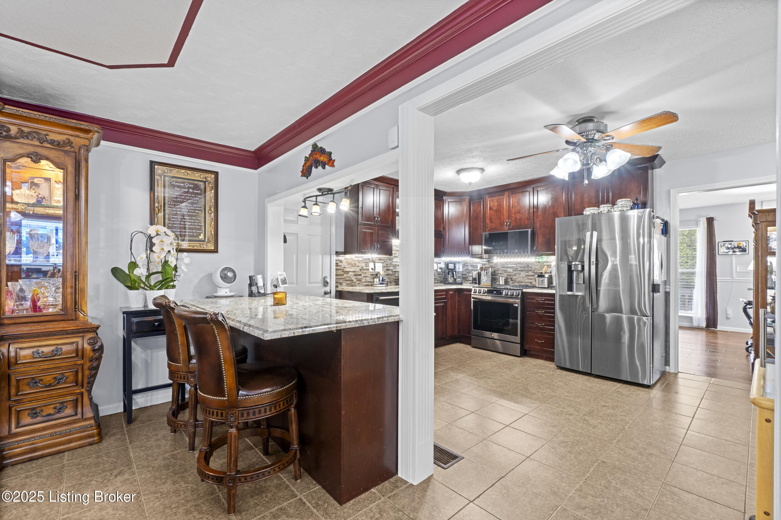 6107 Schreiner Ct, Louisville, Kentucky image 24