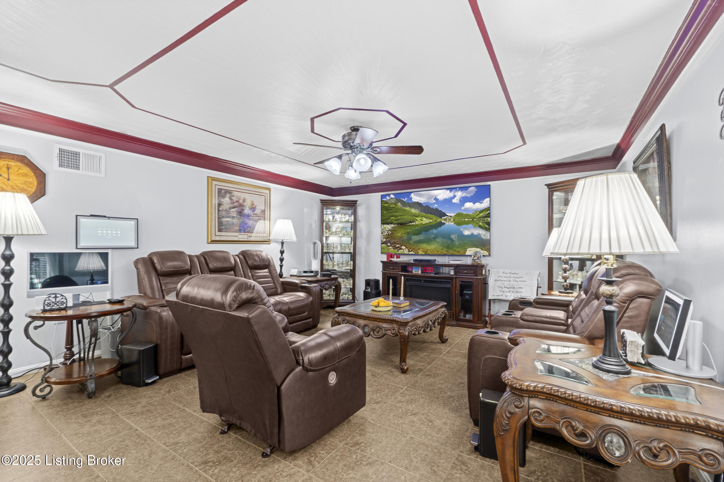 6107 Schreiner Ct, Louisville, Kentucky image 23