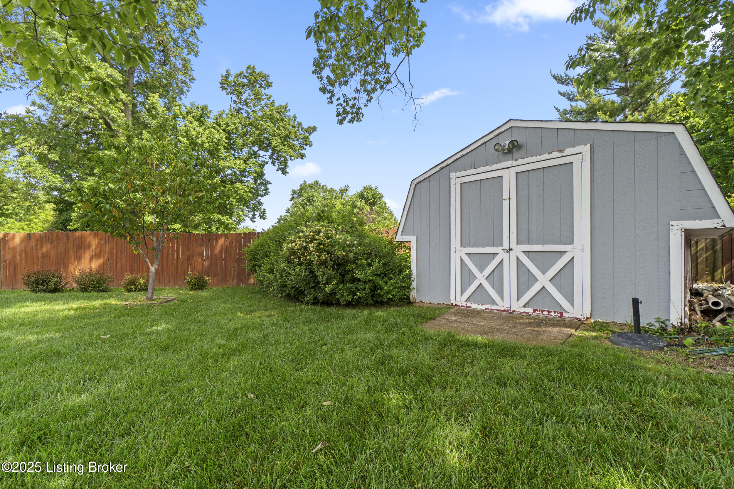 6107 Schreiner Ct, Louisville, Kentucky image 45