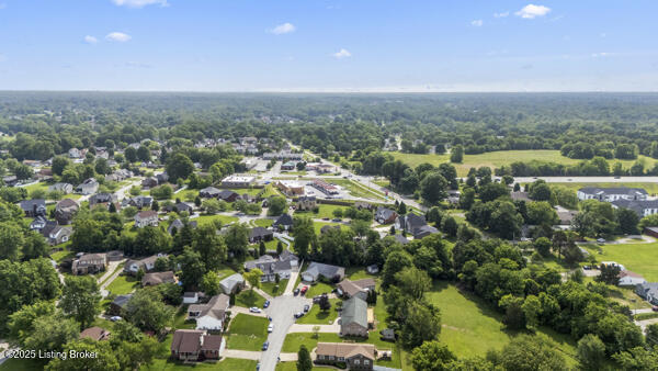 6107 Schreiner Ct, Louisville, Kentucky image 4