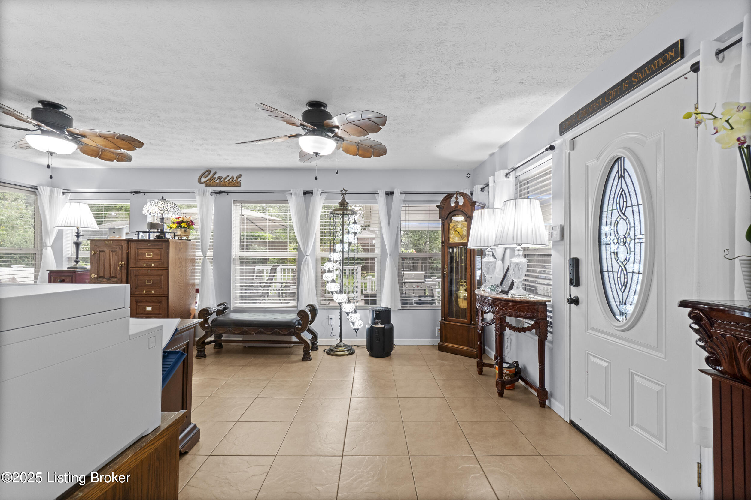 6107 Schreiner Ct, Louisville, Kentucky image 32