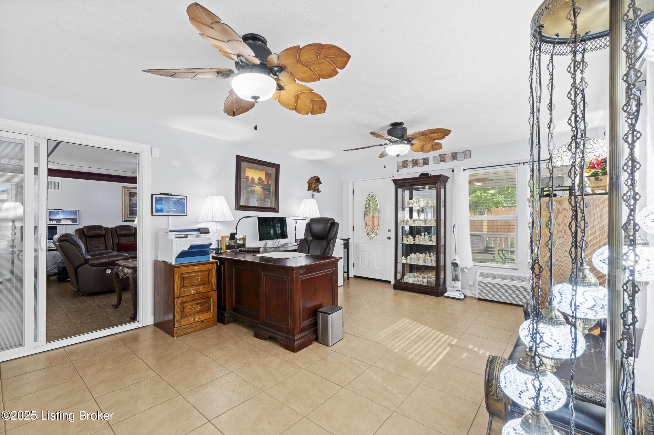 6107 Schreiner Ct, Louisville, Kentucky image 33