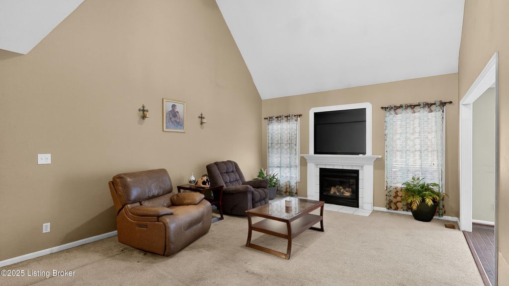 Photo of 10520 Providence Dr, Louisville, KY 40291 (MLS # 1705166)