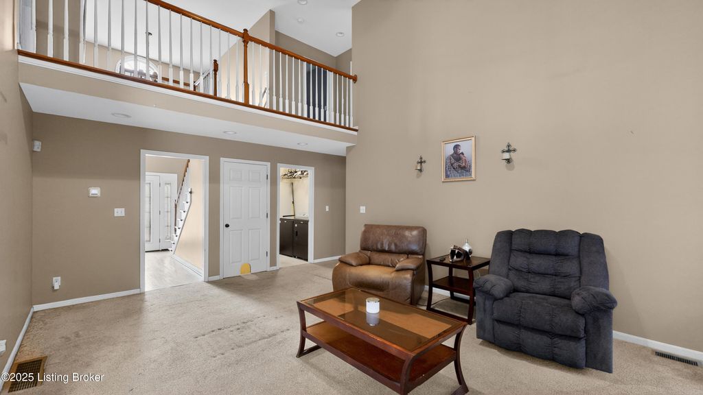 Photo of 10520 Providence Dr, Louisville, KY 40291 (MLS # 1705166)