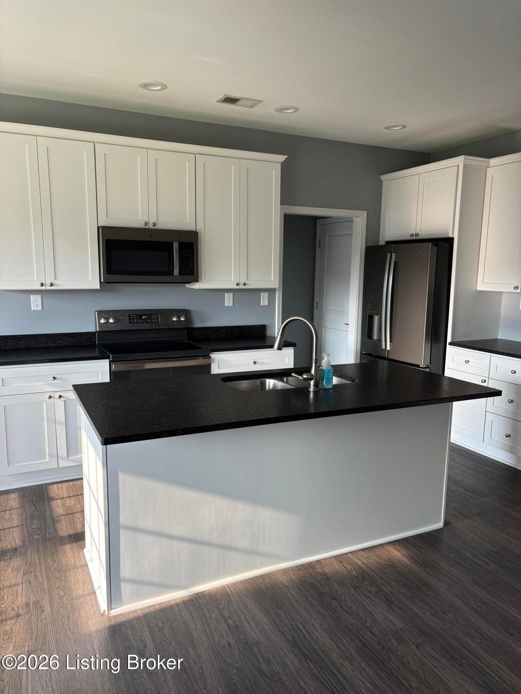 Photo of 250 Christman Ln #UNIT B, Shepherdsville, KY 40165 (MLS # 1724155)