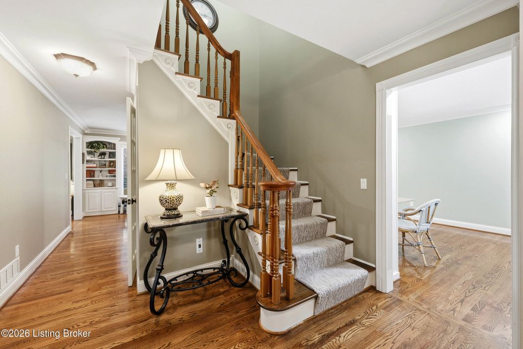 Photo of 6900 Timber Ridge Ct, Prospect, KY 40059 (MLS # 1715183)