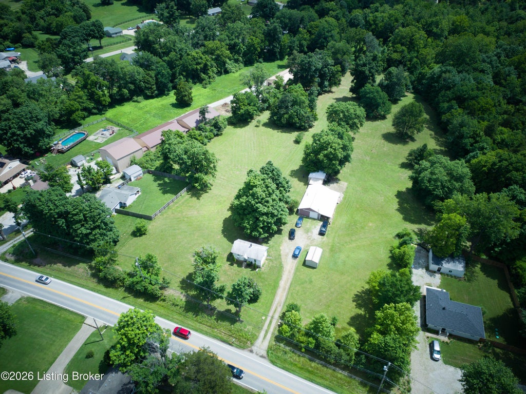 Photo of 5703 Billtown Rd, Louisville, KY 40299 (MLS # 1720840)