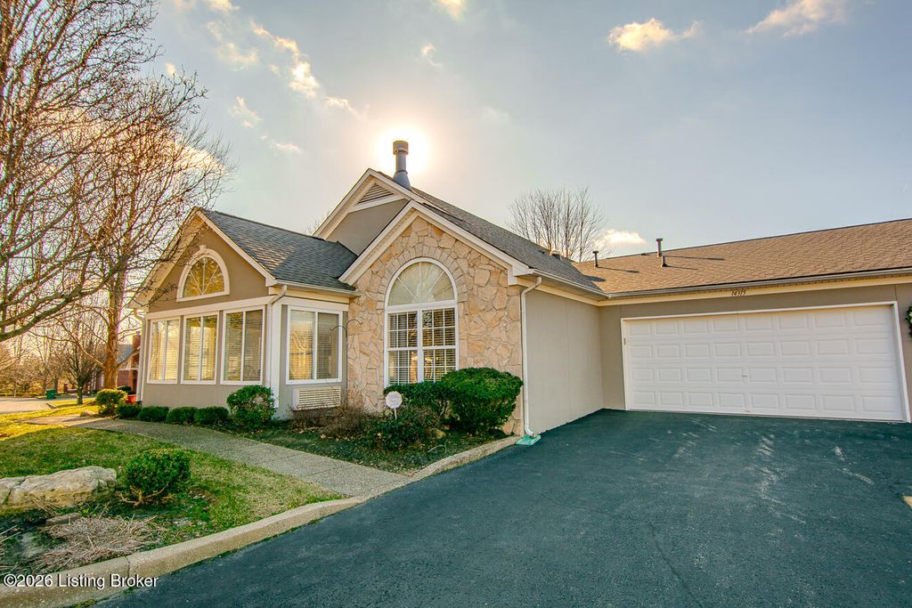 Photo of 14315 Troon Dr, Louisville, KY 40245 (MLS # 1708305)