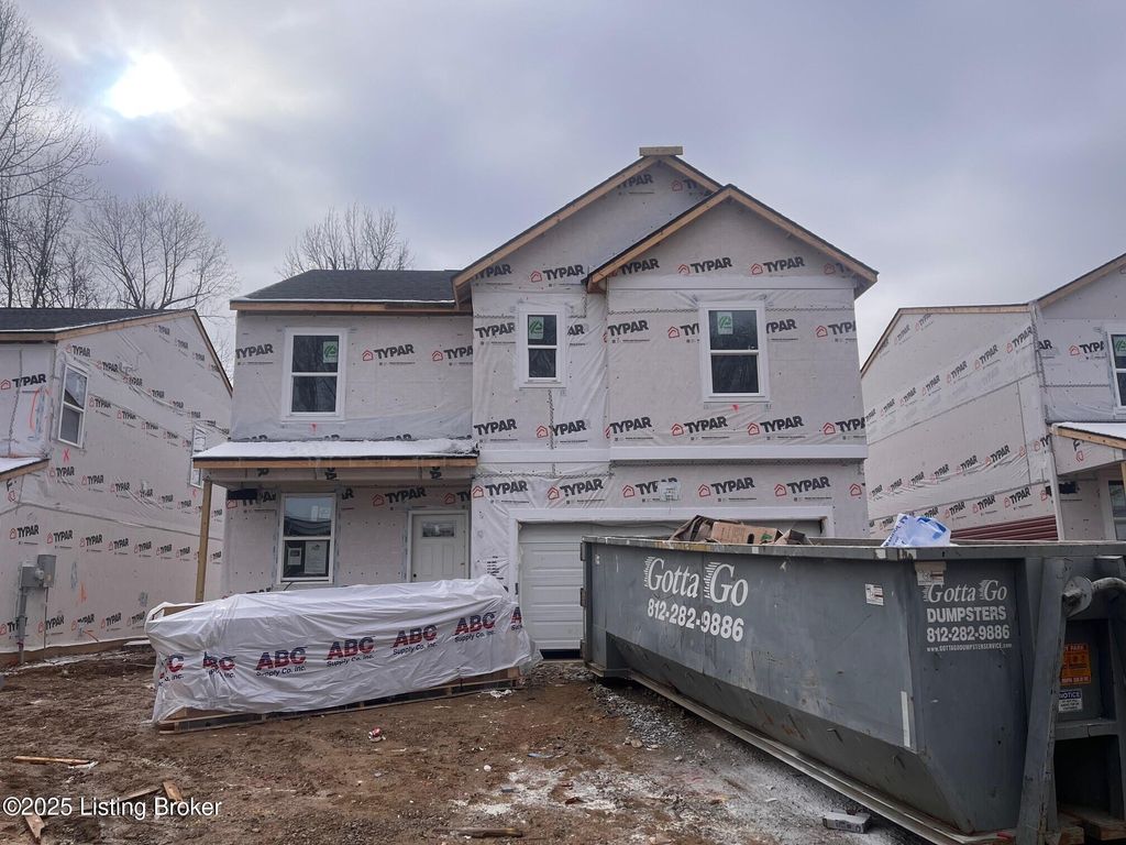 Photo of 8514 Lysander Dr, Louisville, KY 40214 (MLS # 1704879)