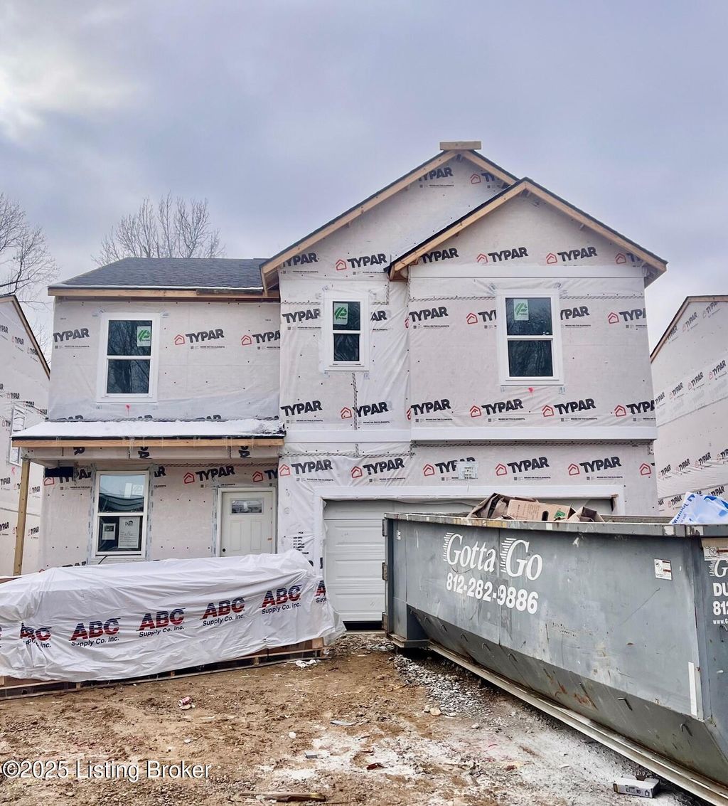 Photo of 8514 Lysander Dr, Louisville, KY 40214 (MLS # 1704879)