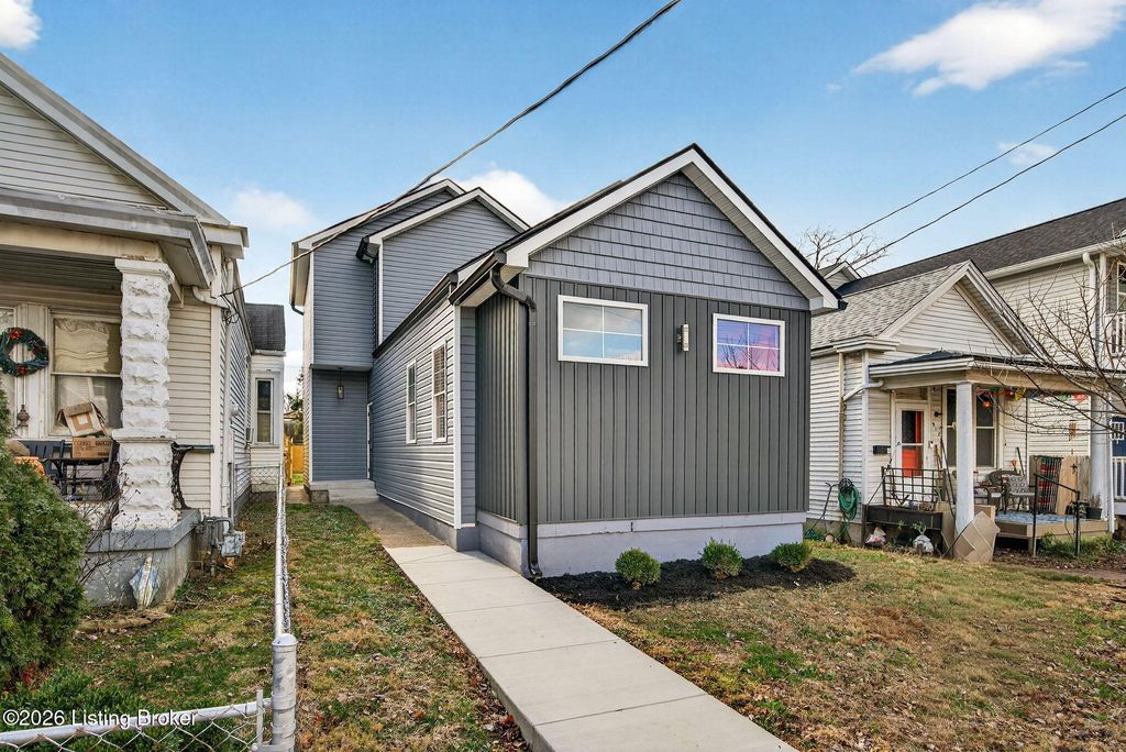 Photo of 914 Ash St, Louisville, KY 40217 (MLS # 1709722)