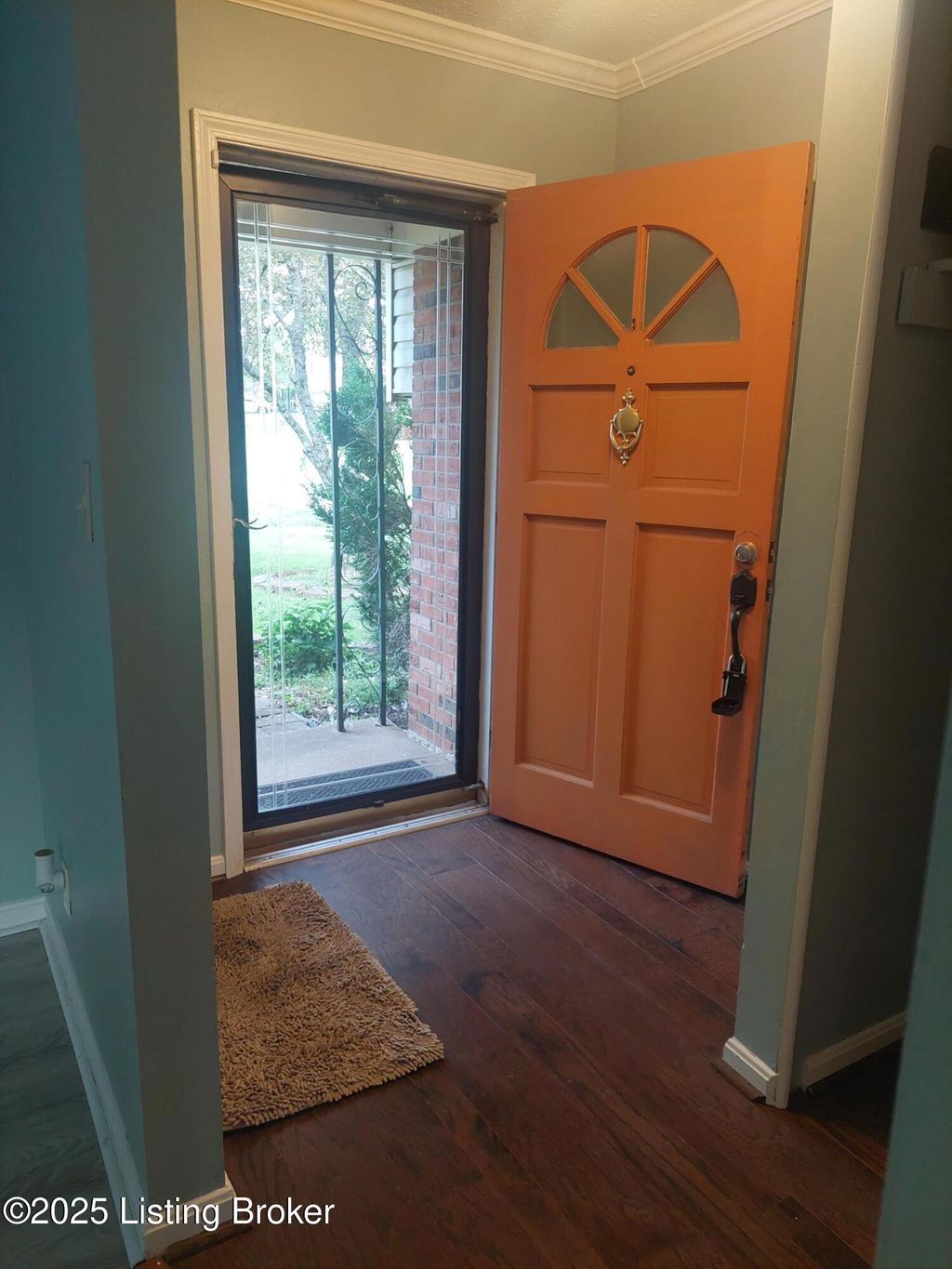 Photo of 2508 Rhett Ct, Louisville, KY 40242 (MLS # 1704441)