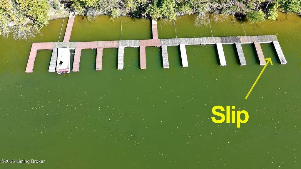 Photo of 70 Dreamland Rd, Clarkson, KY 42726 (MLS # 1713538)