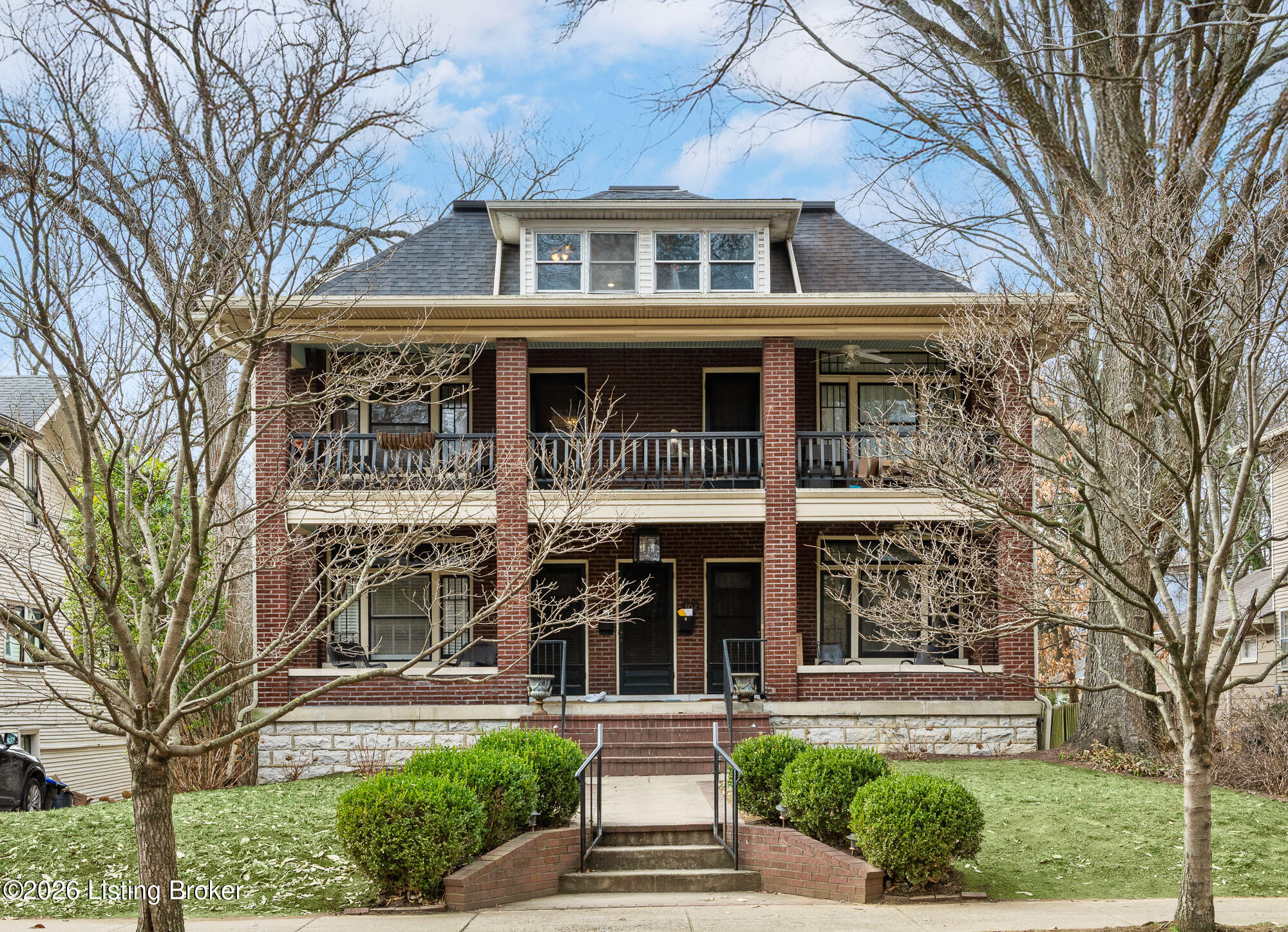 304 S Peterson Ave # 3