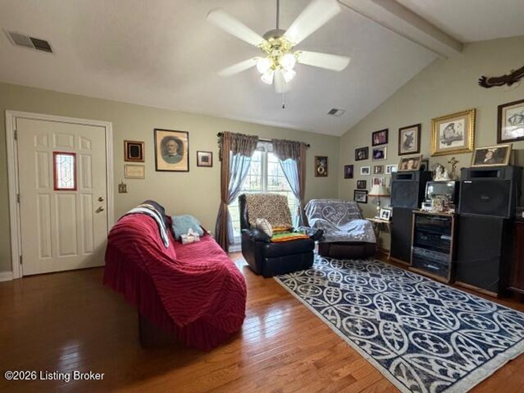 Photo of 104 Locust Grove Ct, Bardstown, KY 40004 (MLS # 1706269)