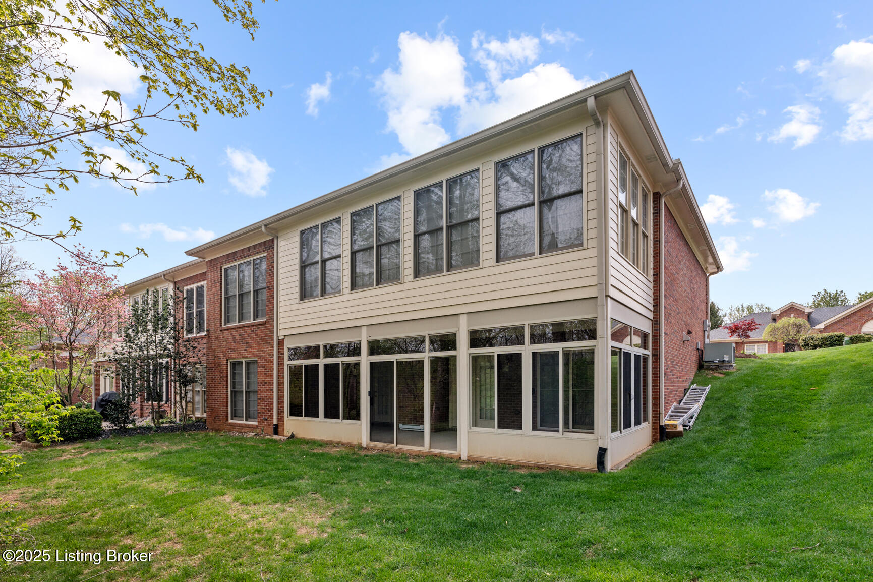 10121 Cave Creek Rd, Louisville, Pennsylvania image 3