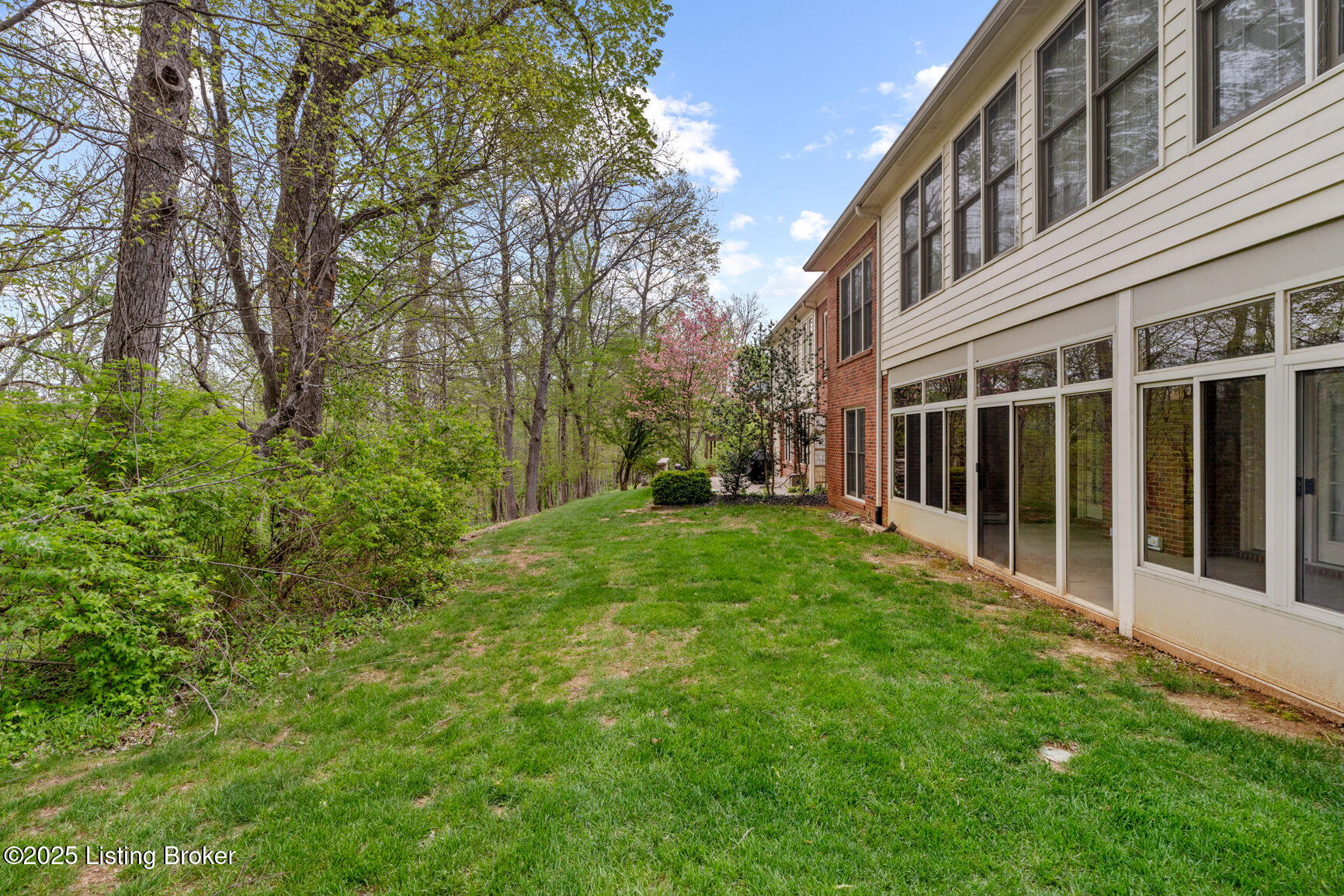10121 Cave Creek Rd, Louisville, Pennsylvania image 4
