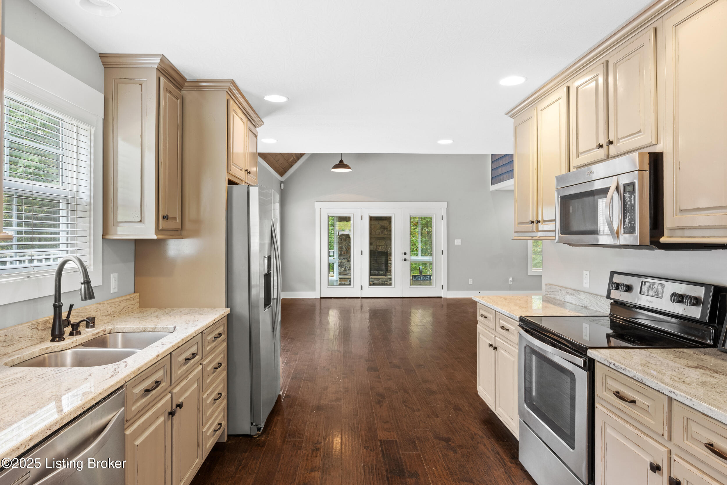 170 Moutardier Woods Rd